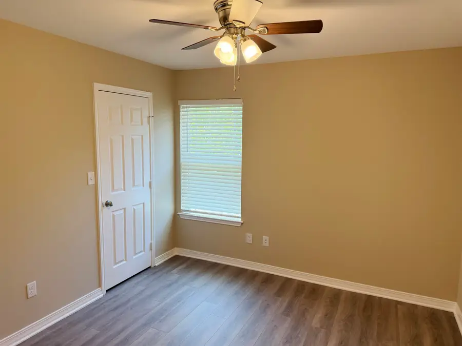 1210 Ridgelea Ave, Longview, TX 75602 - #2