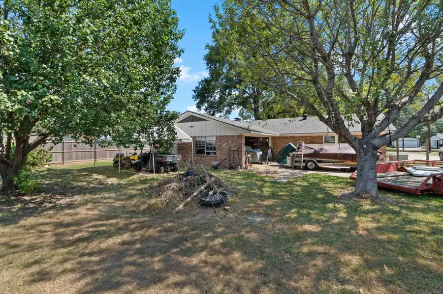 187 Parker St, Carthage, TX 75633 - #3