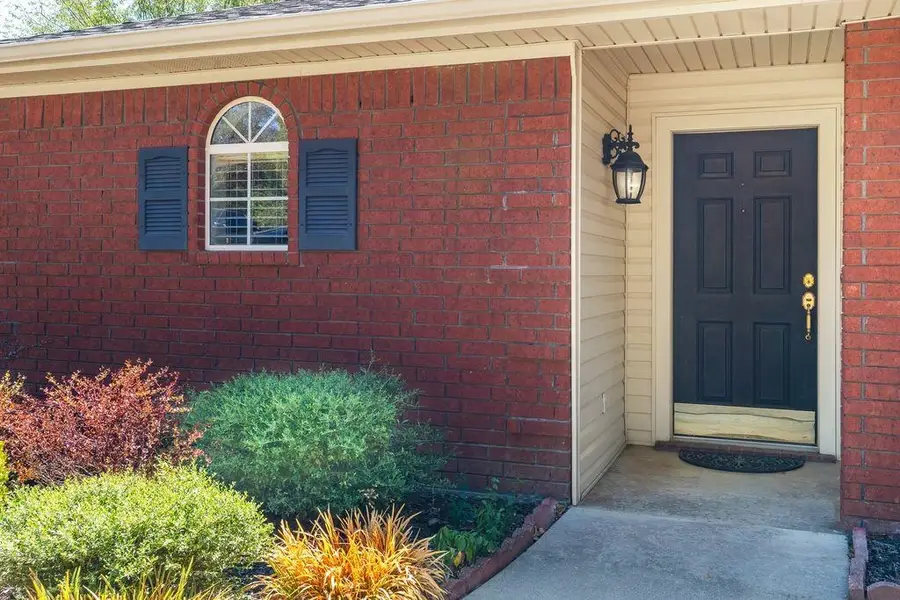 2811 Birdwell, Longview, TX 75605 - #3