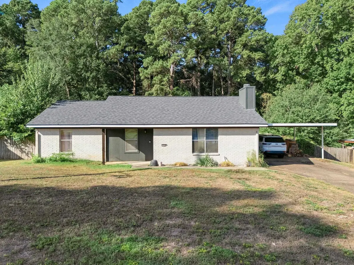 3733 Dowell Dr, Longview, TX 75604 - #1