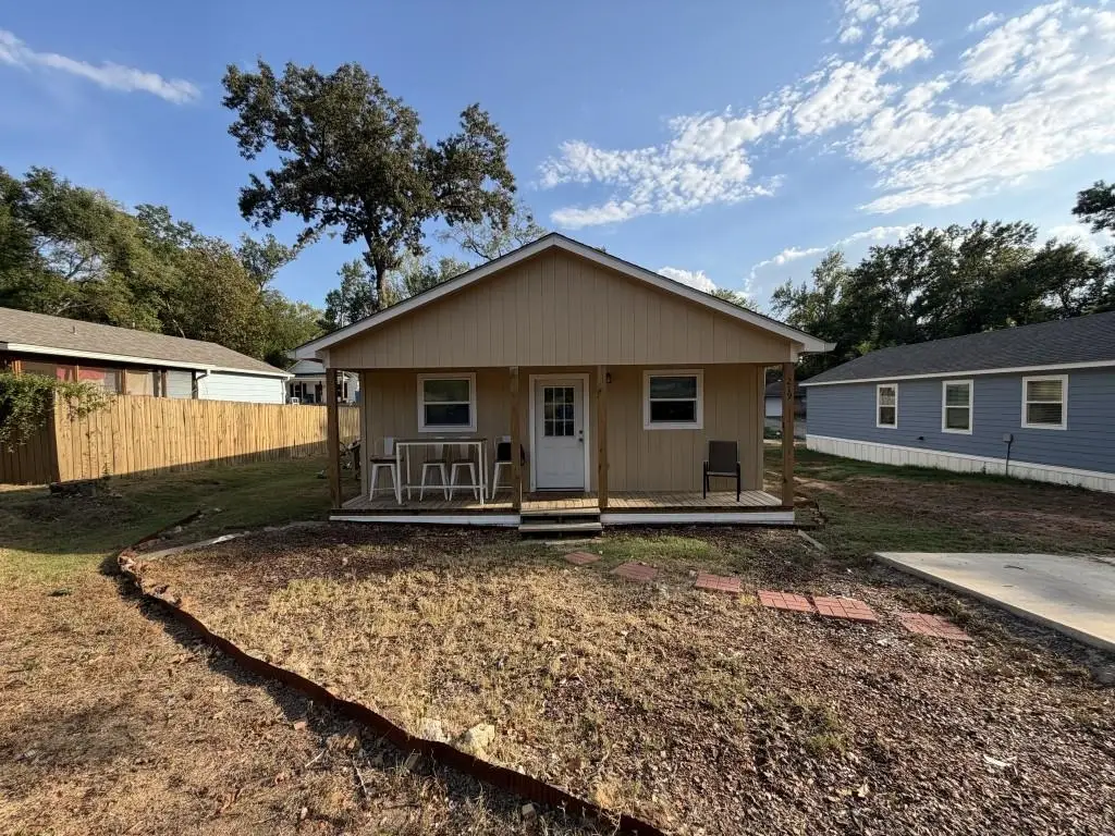 219 Hull Ave, Gladewater, TX 75647 - #1