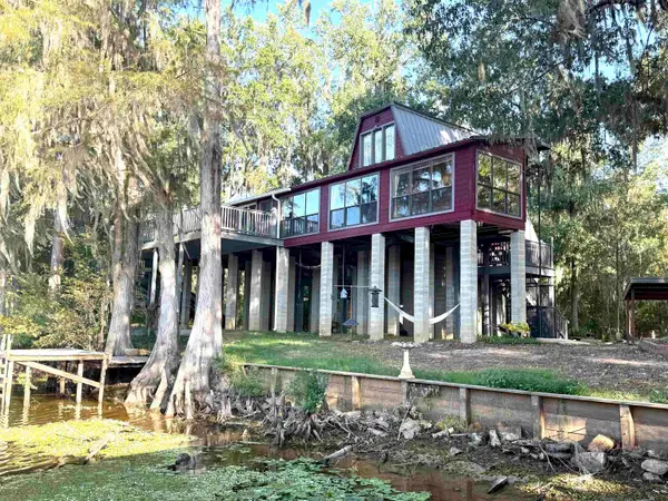 519 Dorough Island RD, Karnack, TX 75661
