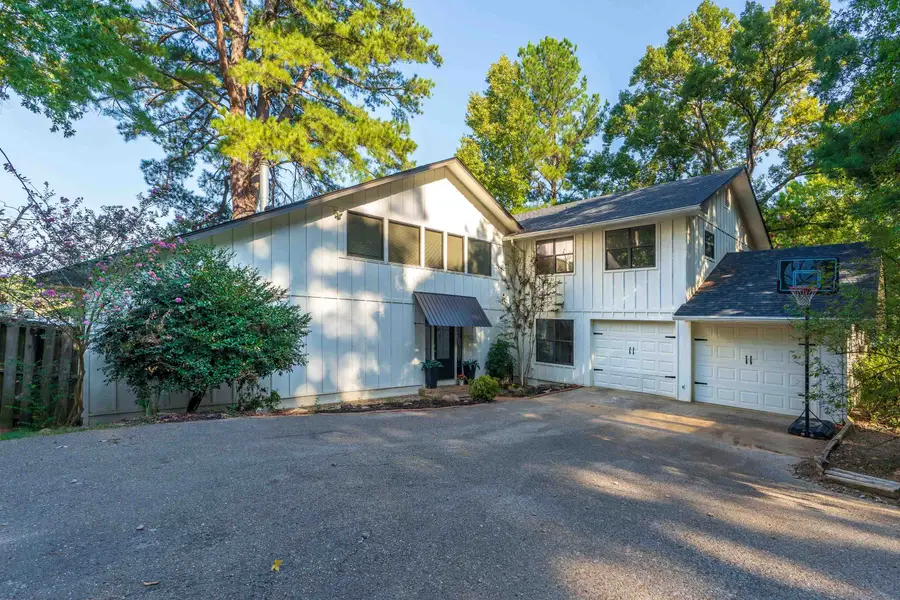 1805 E. Lake Dr., Gladewater, TX 75647 - #2