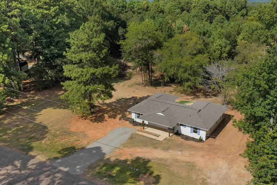 170 ELLIS DR., Waskom, TX 75692 - #2