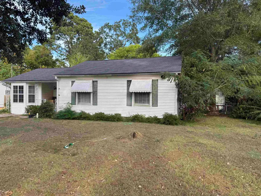214 N Bird Dr, Carthage, TX 75633 - #2