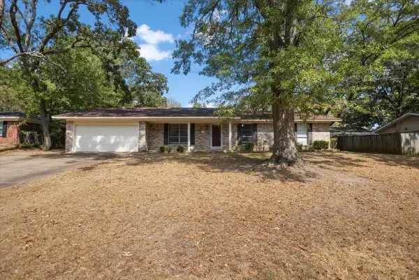 3104 Kathleen Dr, Longview, TX 75604-0000