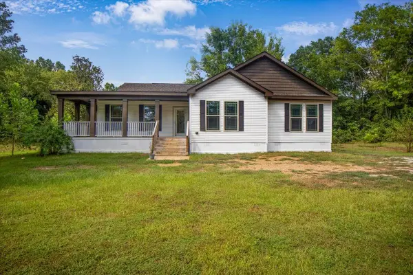 18680 CR 352, Winona, TX 75792