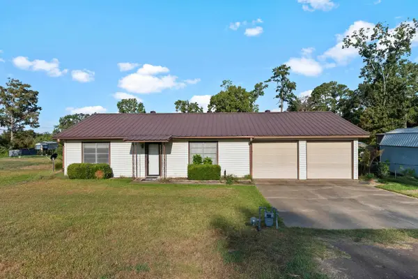 460 County Rd 184, Carthage, TX 75633
