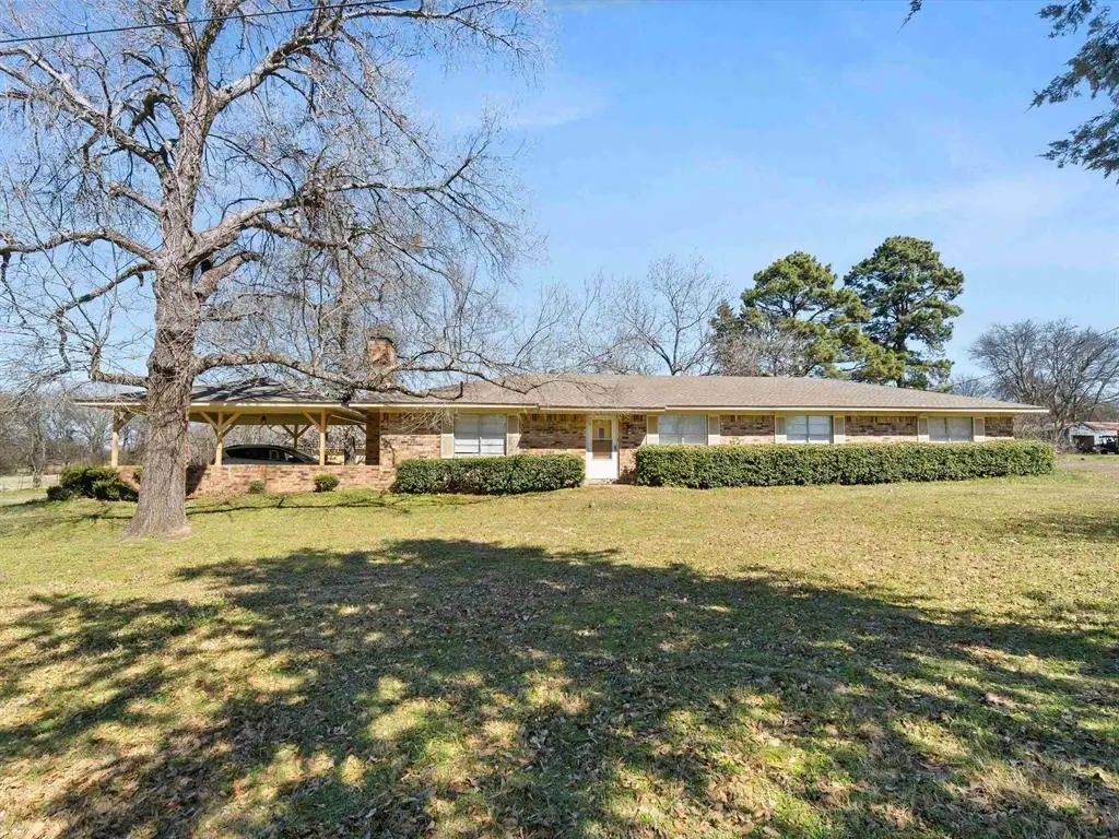 78 COUNTY ROAD 3314, Omaha, TX 75571 - #1