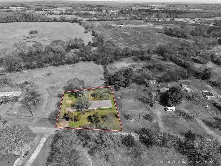 78 COUNTY ROAD 3314, Omaha, TX 75571 - #3