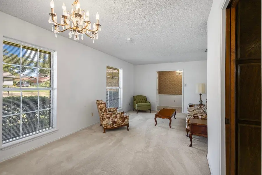 1310 Lawndale Ave, Longview, TX 75604 - #2
