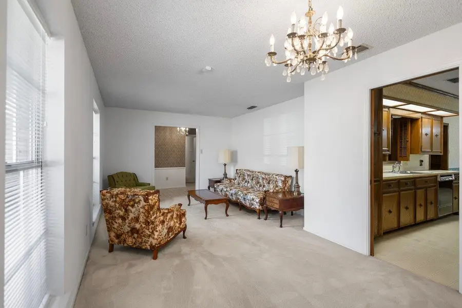 1310 Lawndale Ave, Longview, TX 75604 - #3