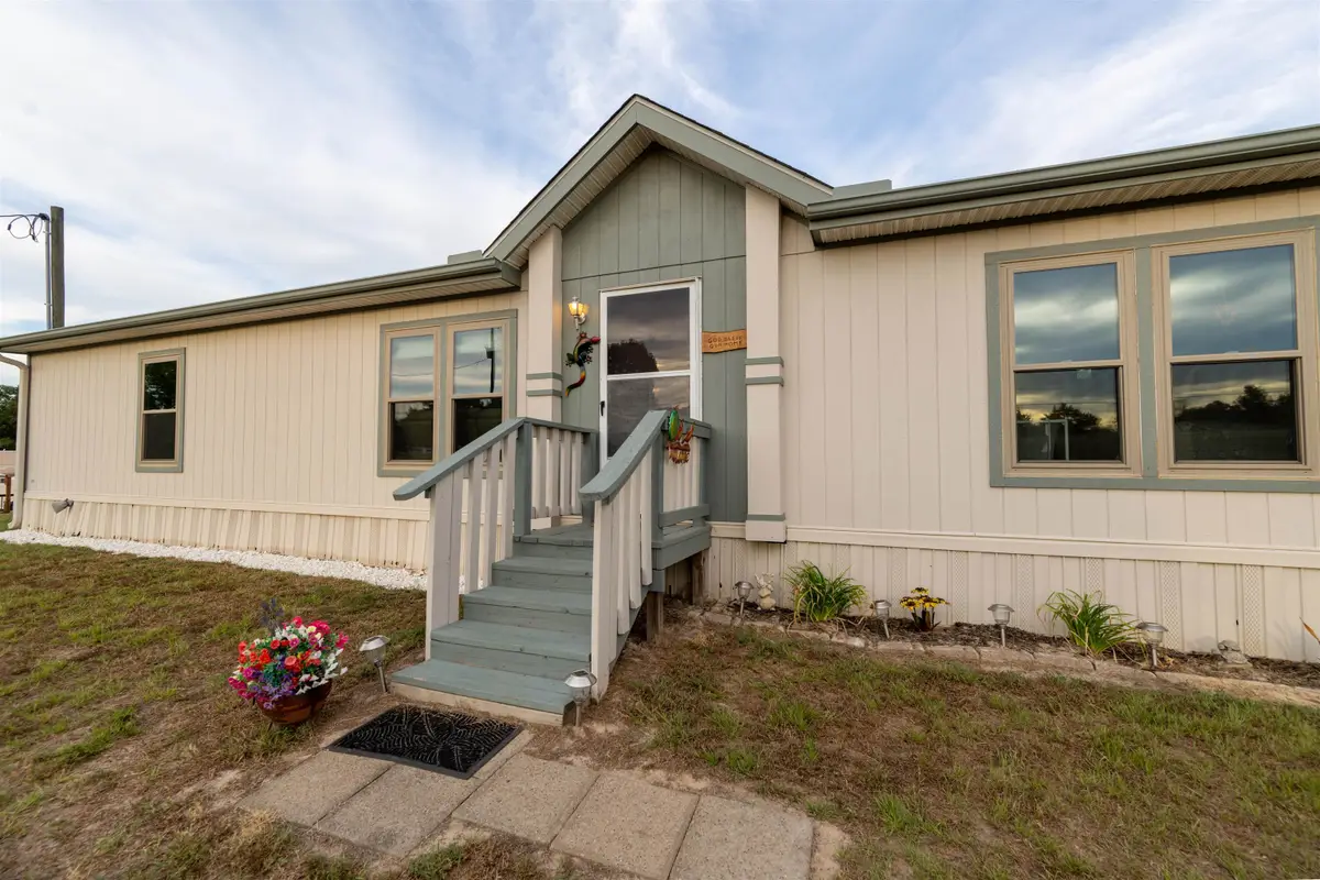 105 Eagle Ridge Rd, Diana, TX 75640 - #1
