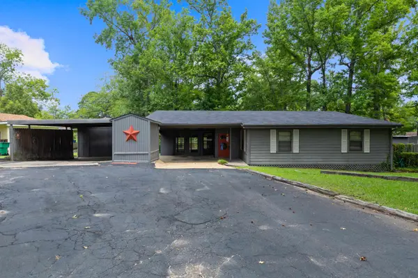 308 E Lake Road, Longview, TX 75601