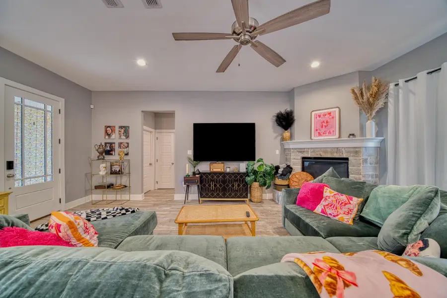 103 Lakeway Ln, Longview, TX 75604 - #3