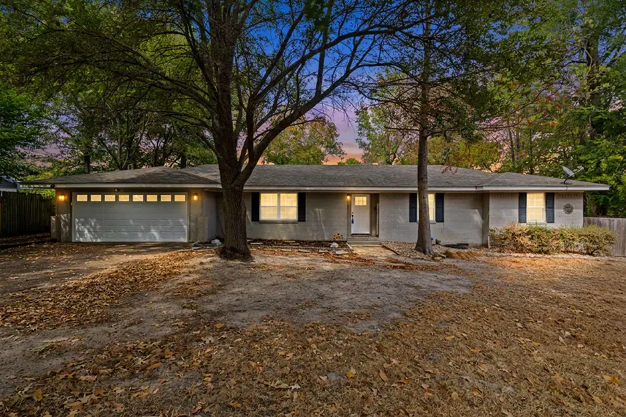 3205 Linda Ln., Longview, TX 75601 - #2
