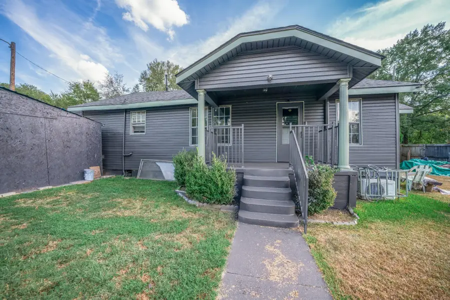 600 S Callum Street, Marshall, TX 75670 - #3