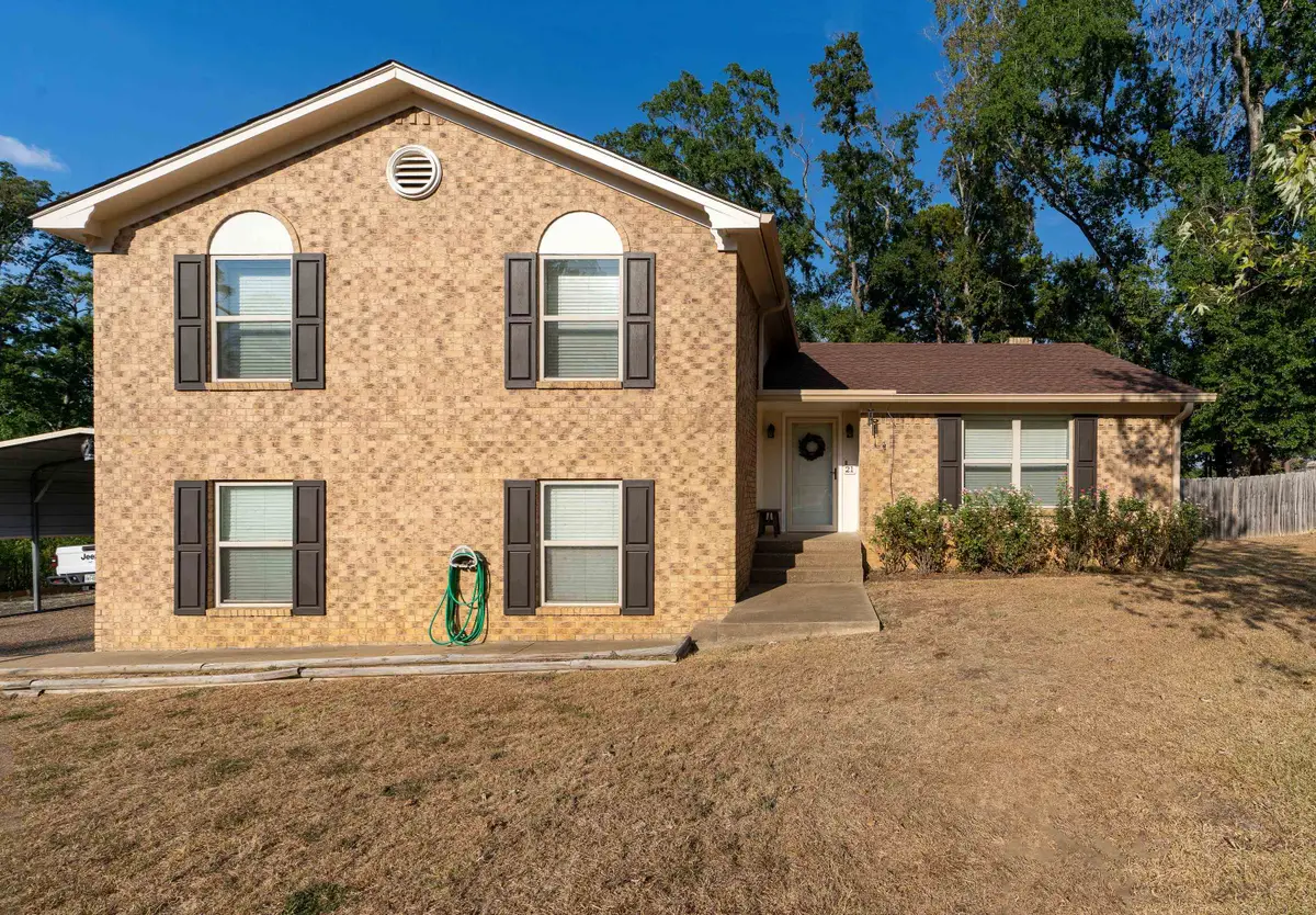 21 Cedar Hill Rd., Longview, TX 75601 - #1