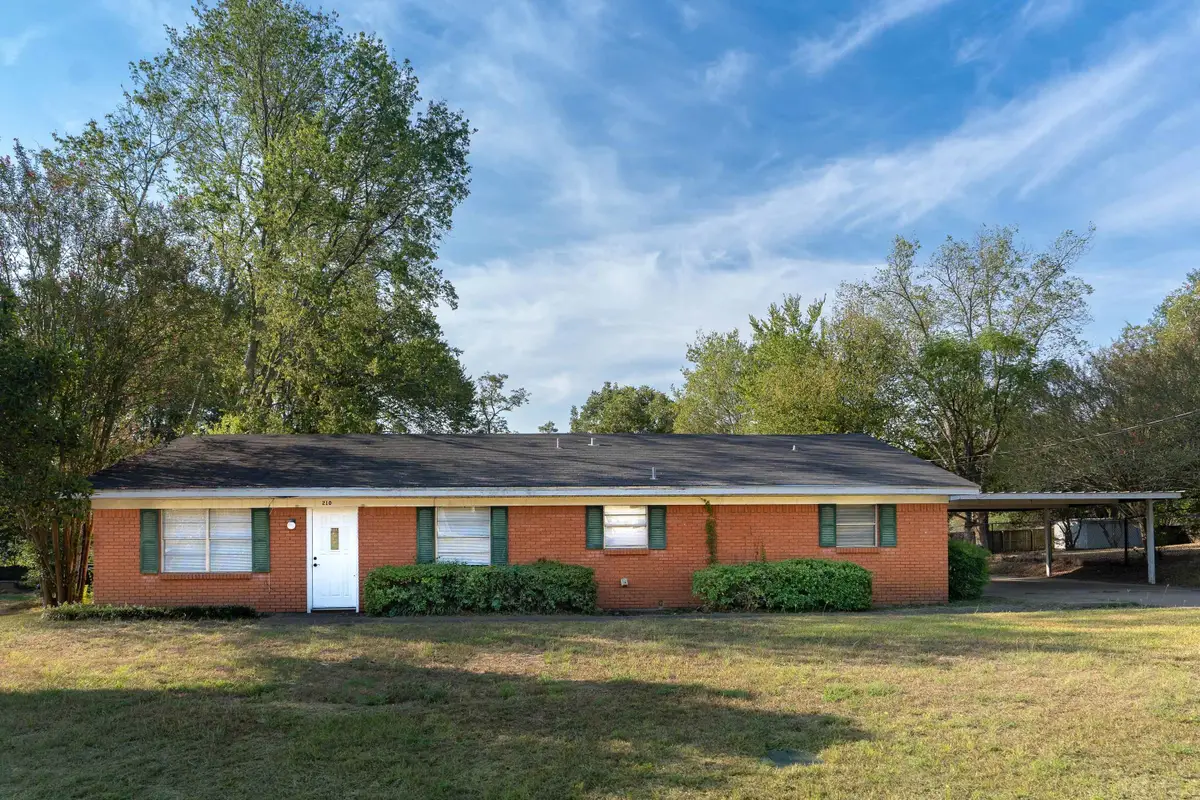 210 W Elm Creek Dr., Longview, TX 75605 - #1