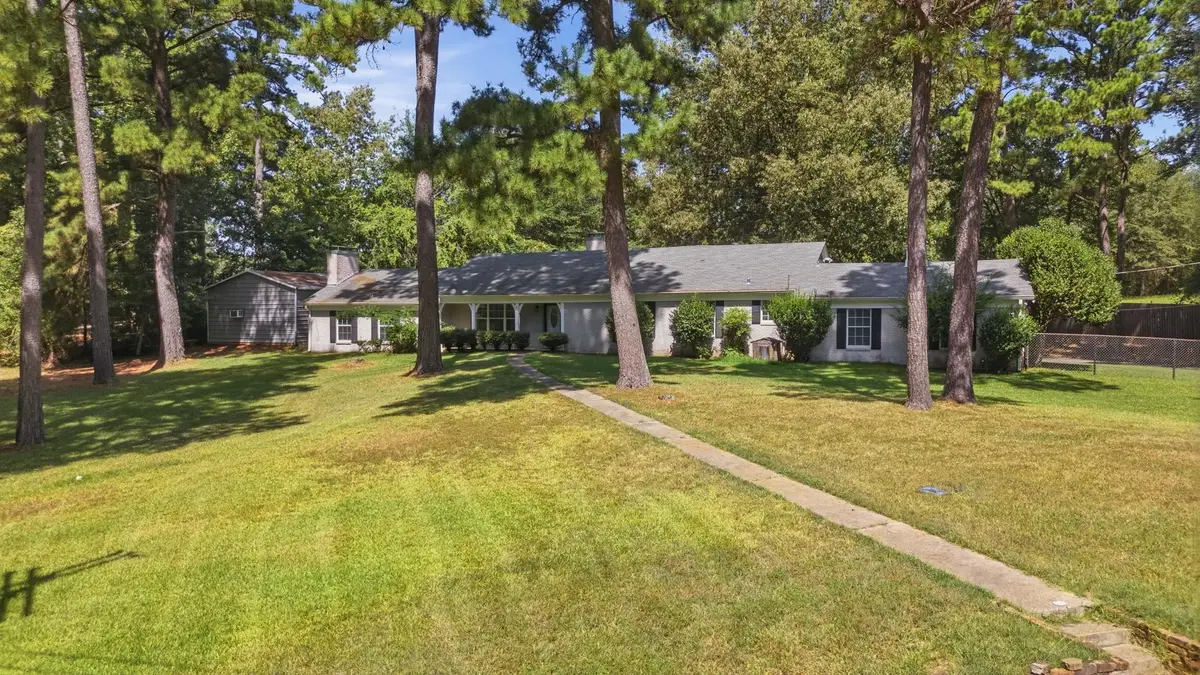 1316 Pine Hill Dr, Jefferson, TX 75657 - #1
