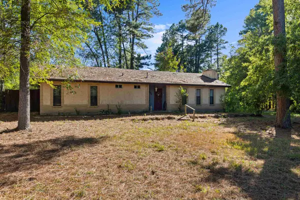 206 Maple Street, Gilmer, TX 75644