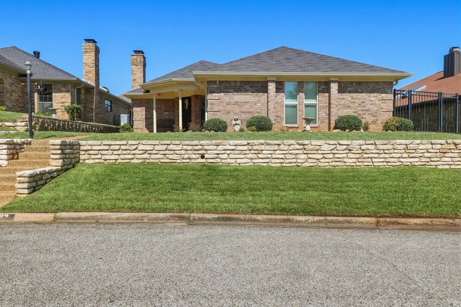 22 S Pebble Creek Dr, Longview, TX 75605 - #3
