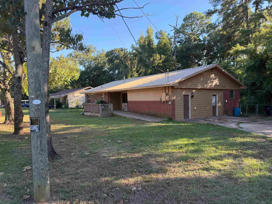 1727 Rainbow Drive, Longview, TX 75604 - #2