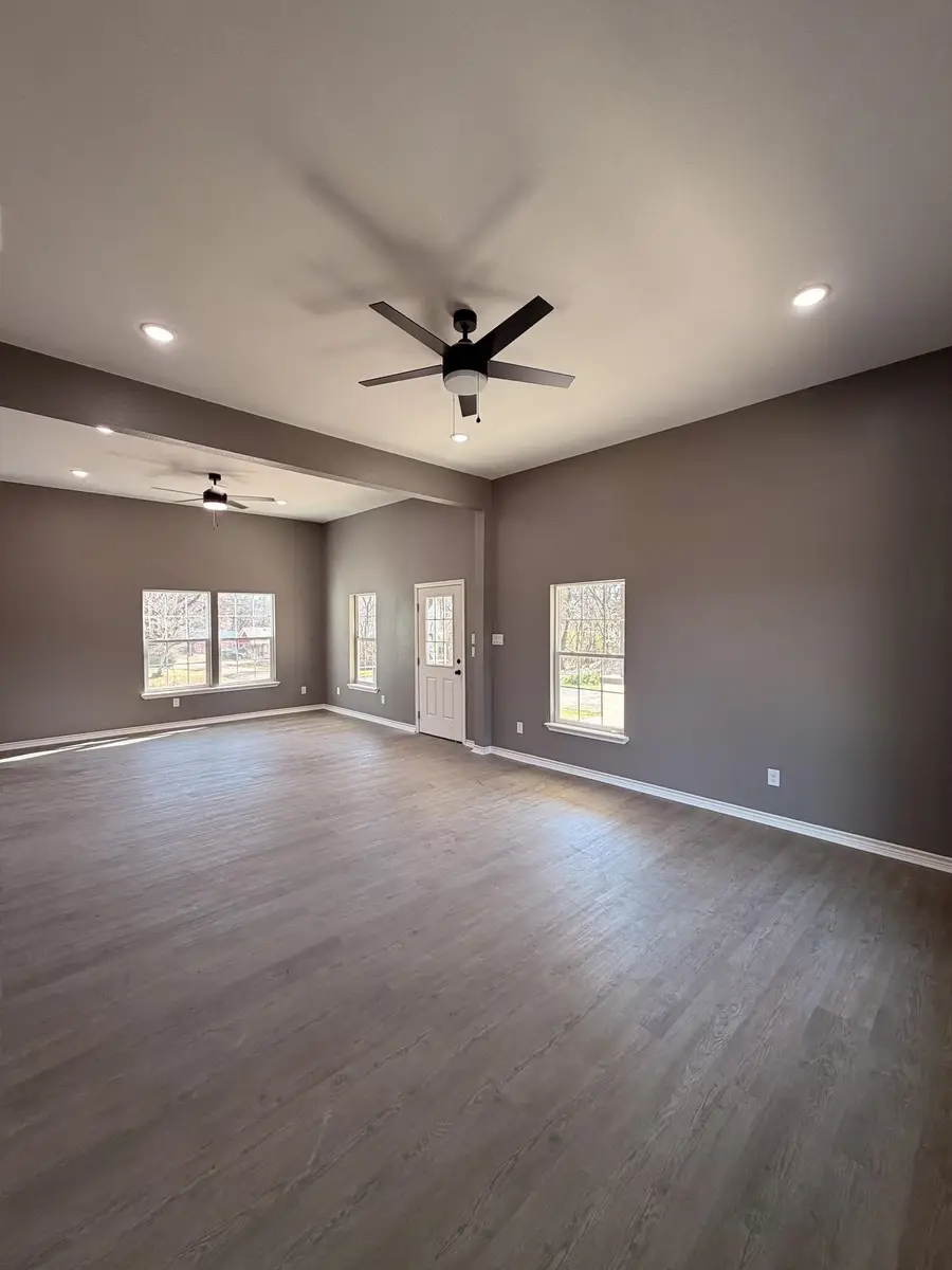 505 Willow St., Marshall, TX 75670 - #2