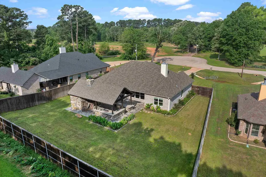 281 S Tracy Dr., Longview, TX 75603 - #2