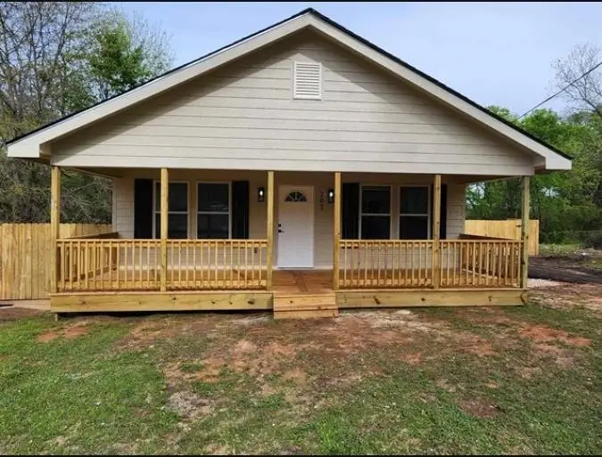 202 S Allen, Marshall, TX 75670 - #1