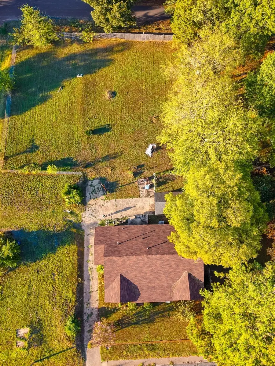 1405 W Grand Ave., Marshall, TX 75670 - #2