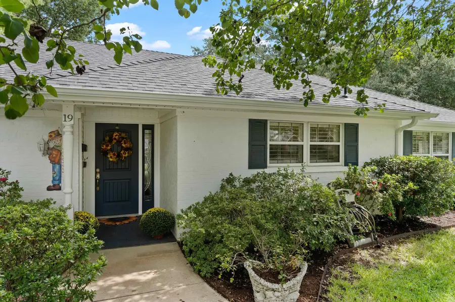 19 Rambling Rd, Longview, TX 75604 - #2