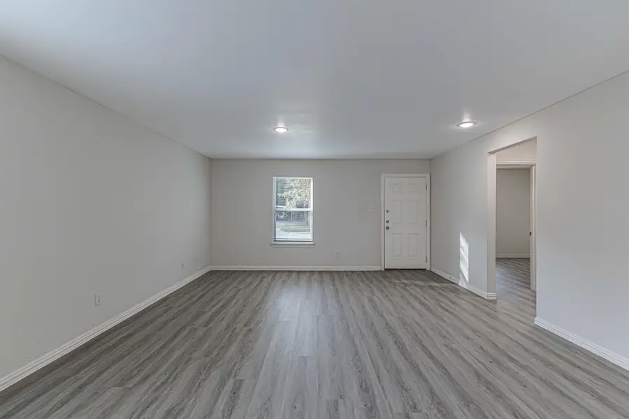 1117 E Birdsong, Longview, TX 75602 - #2