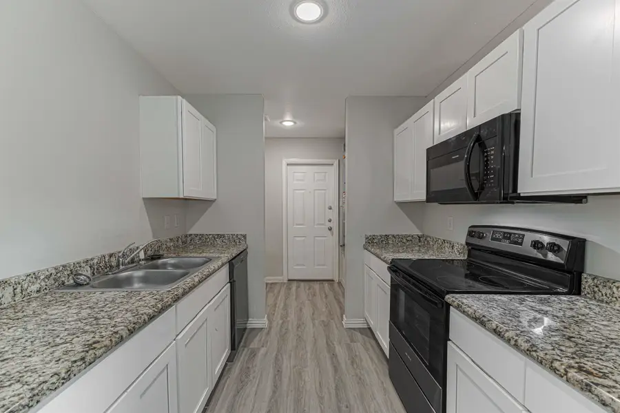 1117 E Birdsong, Longview, TX 75602 - #3