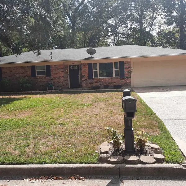 1006 Coushatta Tr, Longview, TX 75605