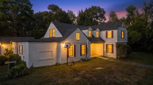 705 Woodlawn St, Kilgore, TX 75662