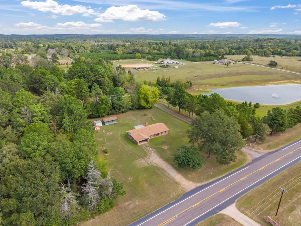 2444 W Hwy 77, Atlanta, TX 75551 - #1