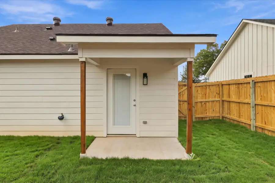 215 FLEMING ST, Longview, TX 75604 - #3