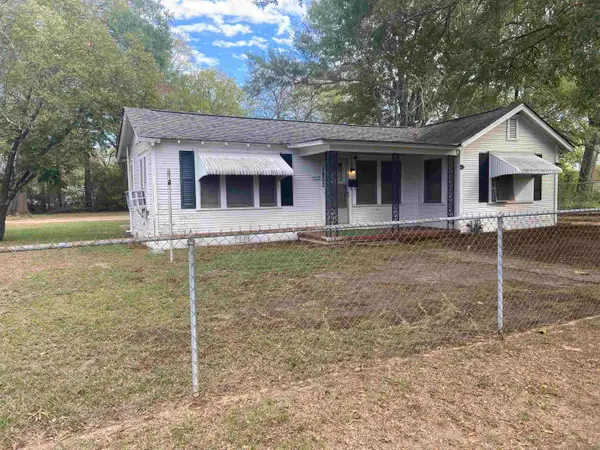 1802 S Holly St, Longview, TX 75602