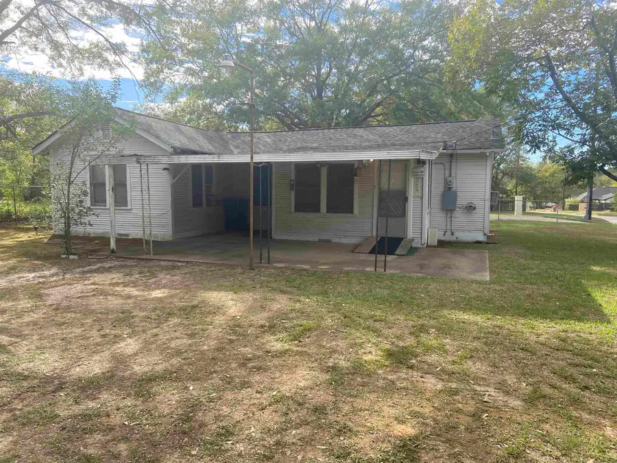 1802 S Holly St, Longview, TX 75602 - #2