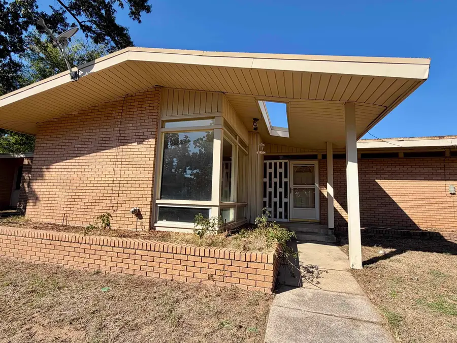 1505 Berry Lane, Longview, TX 75602 - #3