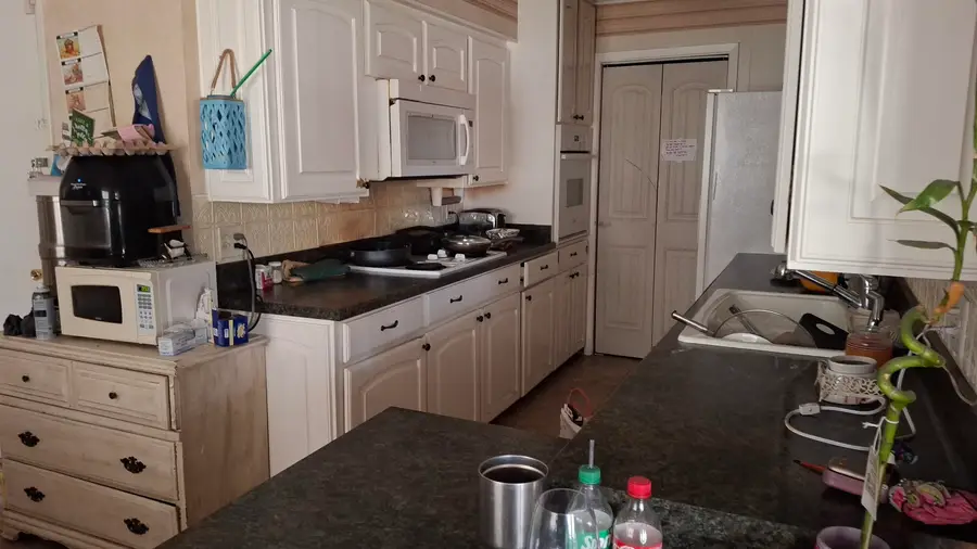 1407 EMERALD, Longview, TX 75605 - #3