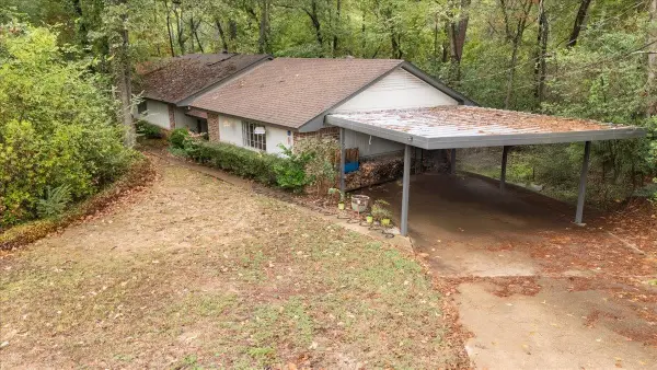 102 Inwood Cir, Kilgore, TX 75662