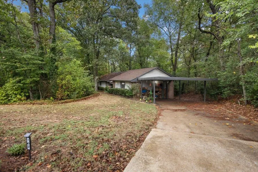 102 Inwood Cir, Kilgore, TX 75662 - #2