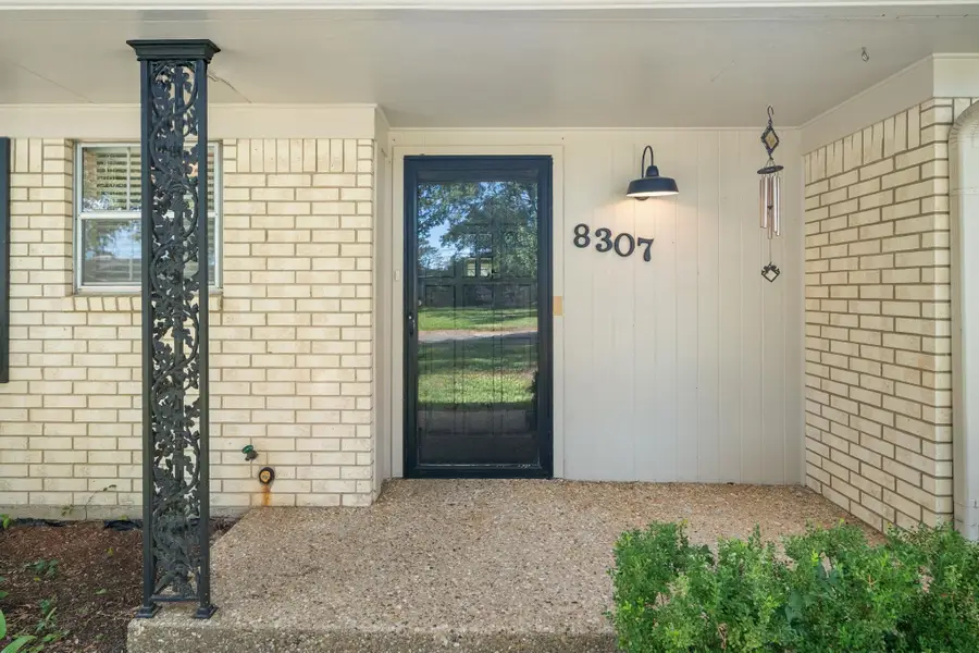 8307 Oxford Dr., Tyler, TX 75703 - #3