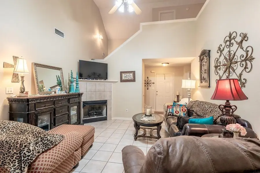 407 Fourth St. Unit 331 & 333, Chandler, TX 75758 - #3
