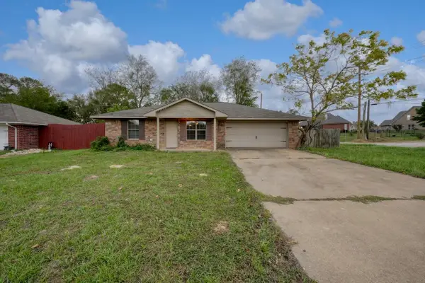 236 Shelly Ln., Lindale, TX 75771