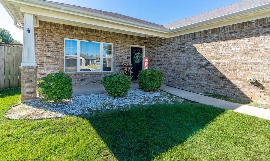 210 Sierra Vista, Longview, TX 75605 - #3