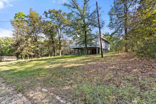 1102 Cortez Road, Jefferson, TX 75657