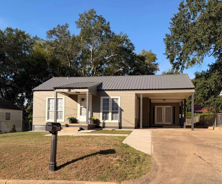 1803 Brook St, Marshall, TX 75670 - #2
